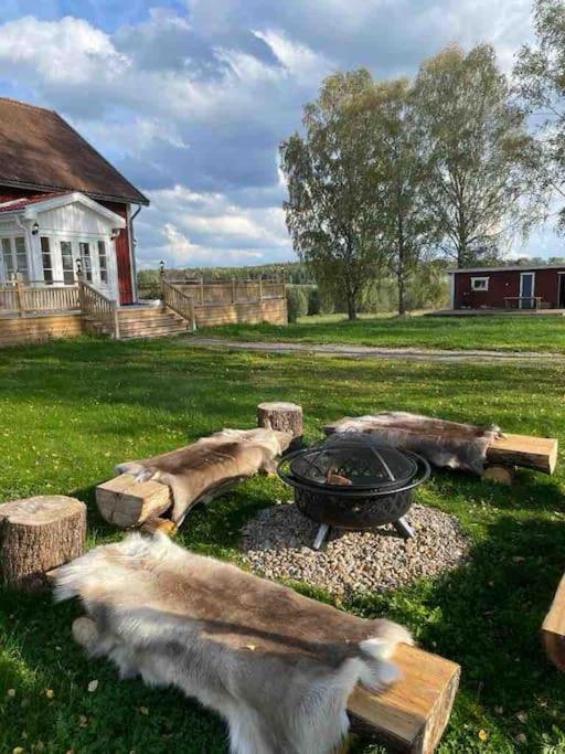 Gard Med Egen Sjoe Med Bryggbat, Nyrenoverat! Katrineholm Dış mekan fotoğraf
