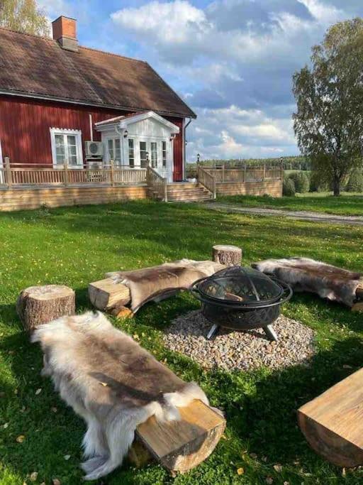 Gard Med Egen Sjoe Med Bryggbat, Nyrenoverat! Katrineholm Dış mekan fotoğraf